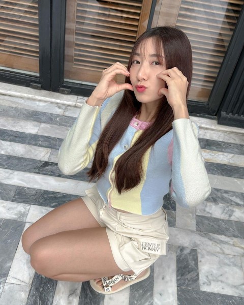 แนะนำเพื่อนที่น่าสนใจ LINE ID 5300388444 